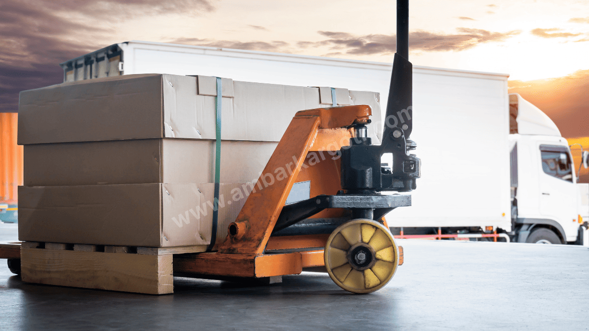 Güçlükonak Paletli Yük Taşıma